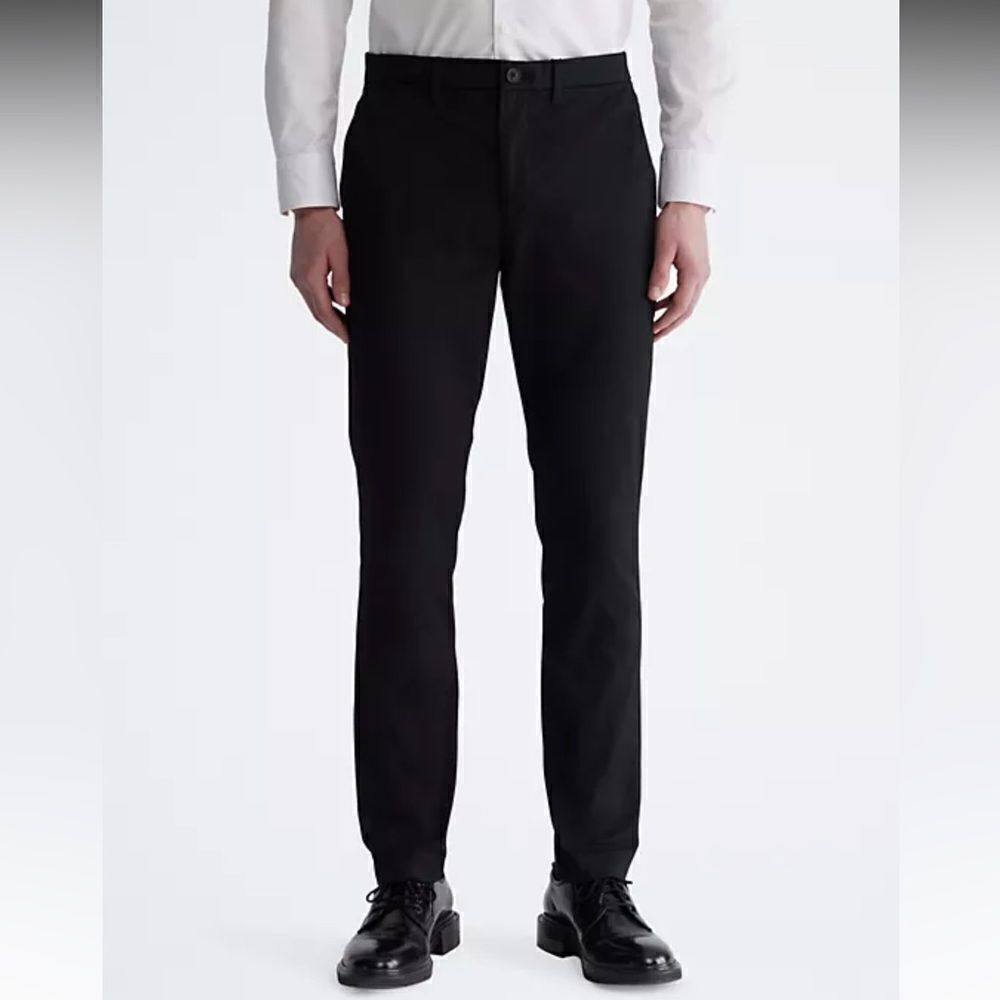 Calvin Klein 29 x 30 Slim Fit Black Chinos Business Casual Slacks